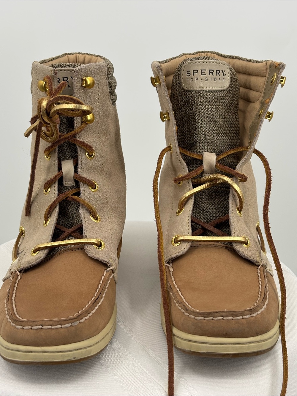 Women’s Sperry Top Sider Tan Leather Lace Up Winter Boots, Size 9